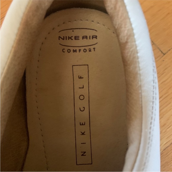 Nike women’s leather air comfort golf shoes. Great deal ! - Picture 7 of 8